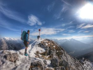 Bergtour mit Hund: Große Arnspitze (2196 m) – Wettersteingebirge