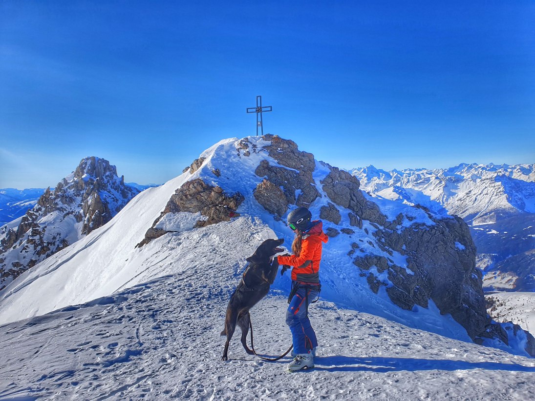 Allein mit Hund auf Skitour – Erlebnisbericht und Tipps