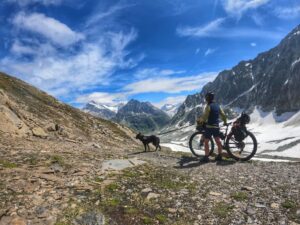 Bikepacking mit Hund – Tour des Combins